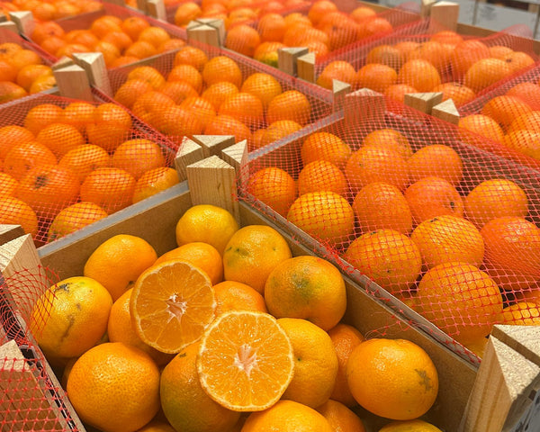 Mandarīni fasēti kastītēs 2.3kg 1.šķira, GARŠĪGI, Itālija (mērvienība: gb)